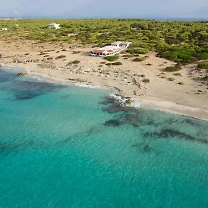 https://la-fragata-playa-migjorn.balearic-islands.net