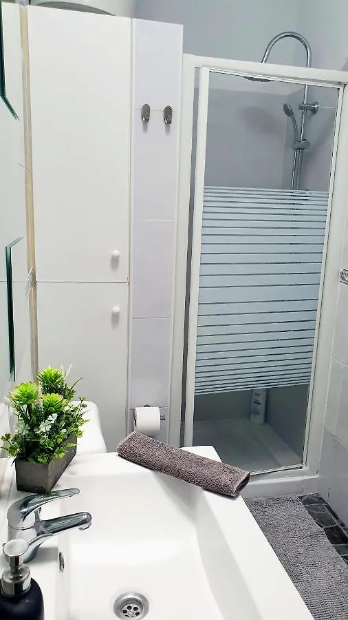 Papagayo Beach Apartments Arona