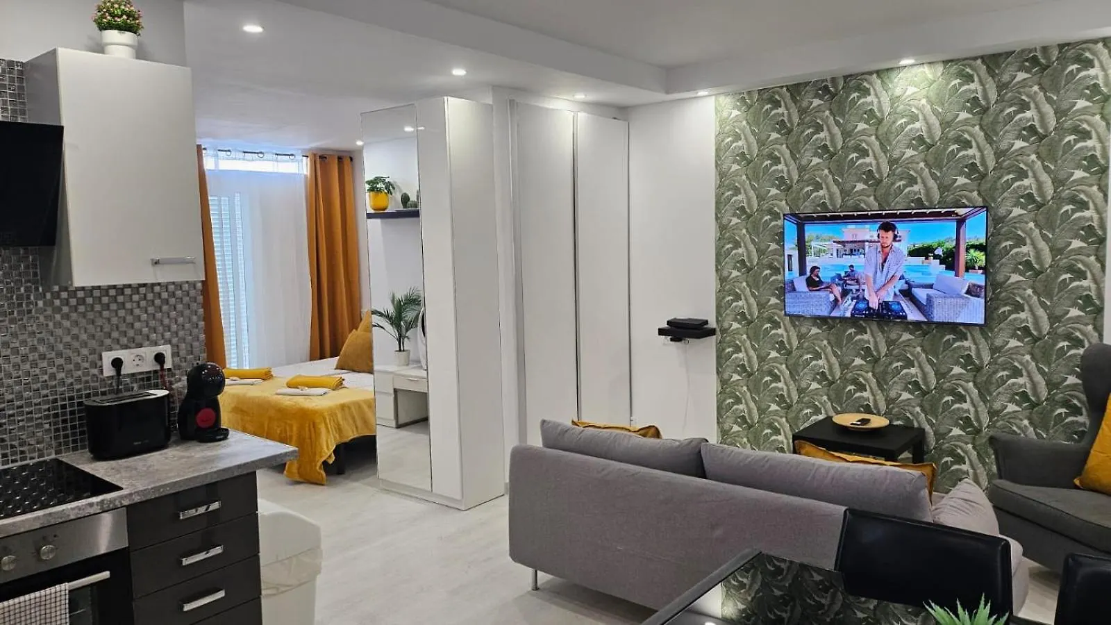 Papagayo Beach Apartments Arona  Spain