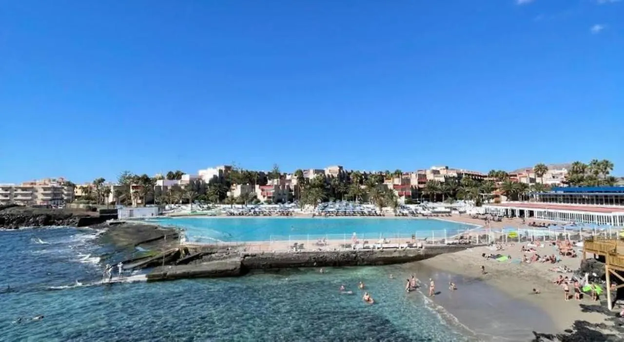 Papagayo Beach Apartments 阿罗纳