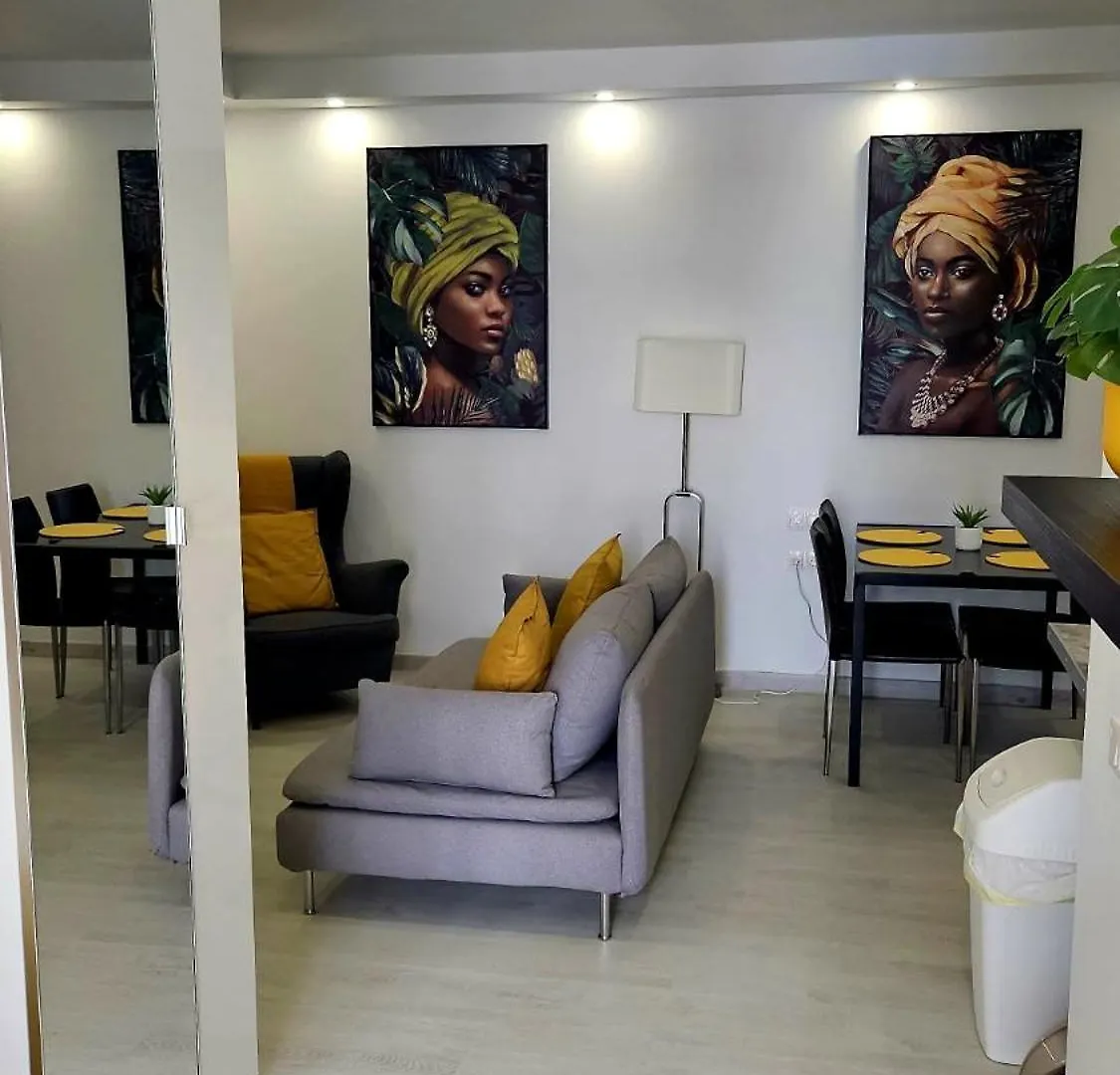 Papagayo Beach Apartments 阿罗纳